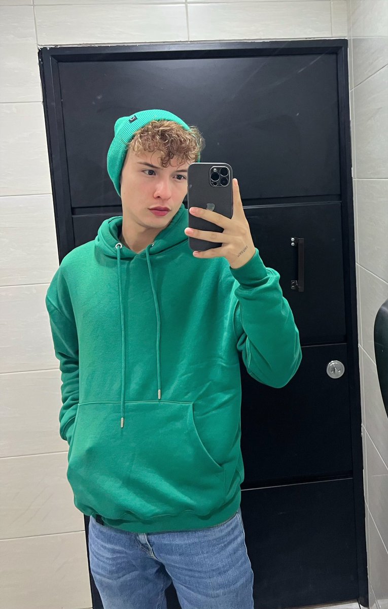 xandresuj's tweet photo. 🍀🍀 https://t.co/bMFqQ4YzGZ