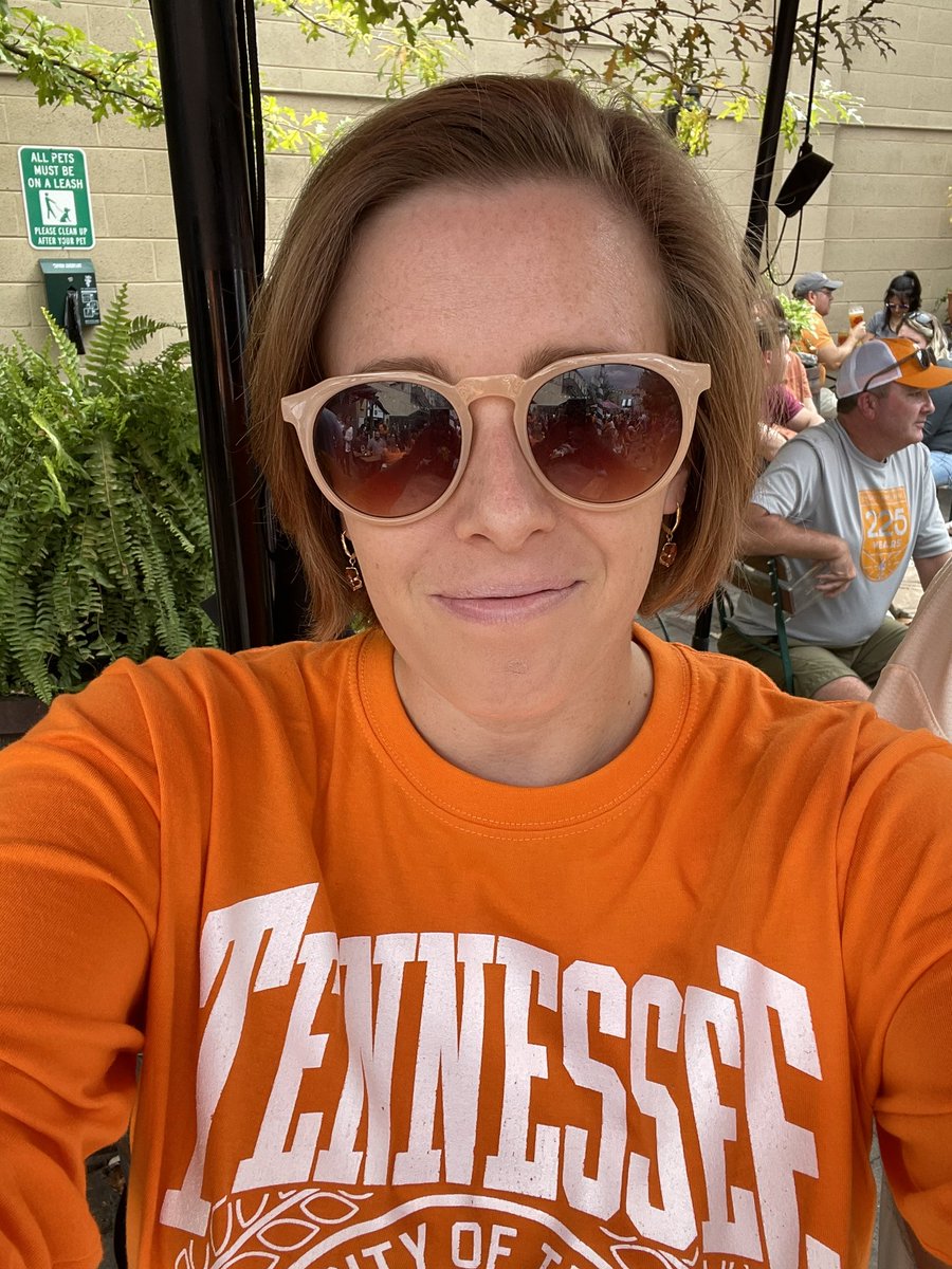 carrduck's tweet photo. Ready (or not), it’s game time! 🍊🏈  #GBO #BeatFlorida @Wes_Port @SchulzBrauBC https://t.co/yOVq55aHkz