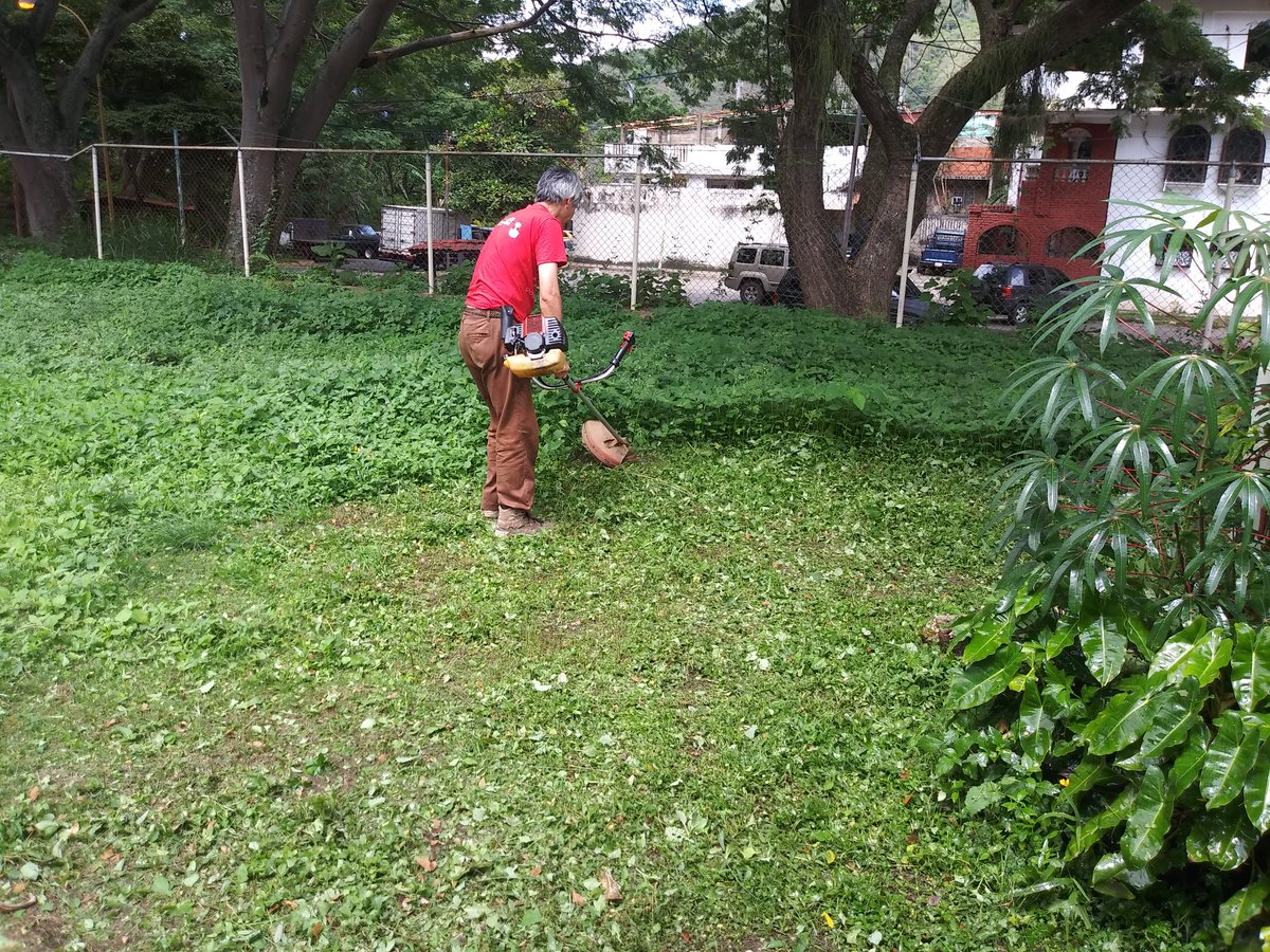 PosgradoT's tweet photo. 24/09/22 Actividades Académicas, Administrativas y de Mantenimiento en el Posgrado UNERMB TRUJILLO con la @alcaldiatruji_1 @CNH_Ven @NicolasMaduro @Iroschimajpsuv @Gerardo4fPsuv @carloscontigo  @Rixiorector @Tibisayunearte @mppeuniv @arbolve @ninoskaortiz25 @prensaunermb https://t.co/JNYQroKxPA