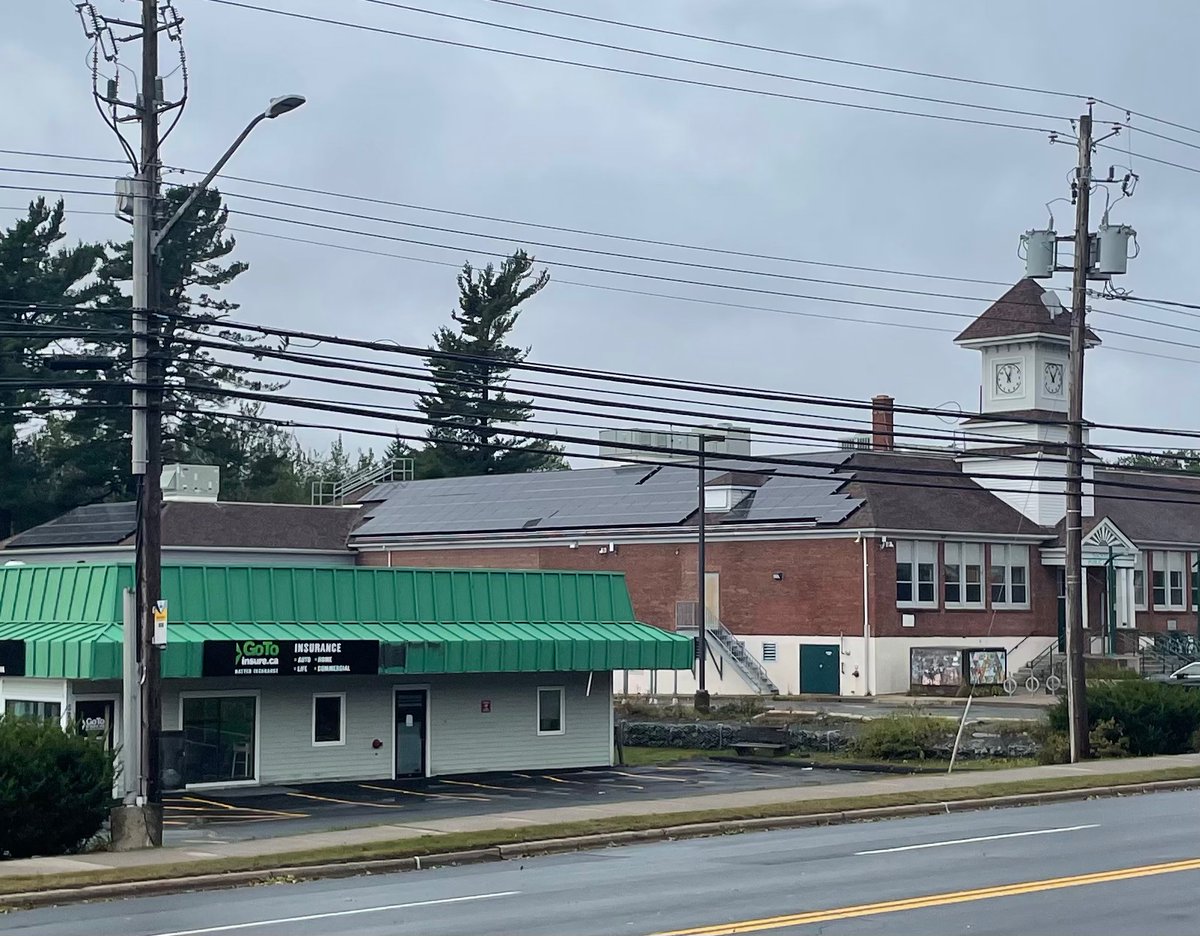 SolarNS's tweet photo. Sackville Library Deep Energy Retrofit @hfxgov @efficiencyns @hfxpublib #HalifACT #netzero #solarascent https://t.co/4xyXuT7ibC