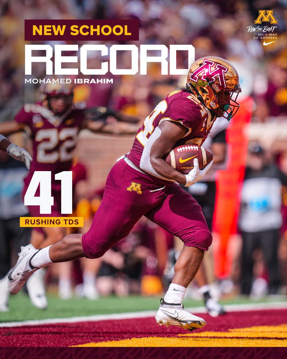 GopherFootball's tweet photo. It's Mo's record now. 

〽️ @_MoIbrahim https://t.co/8e9ByubxdL