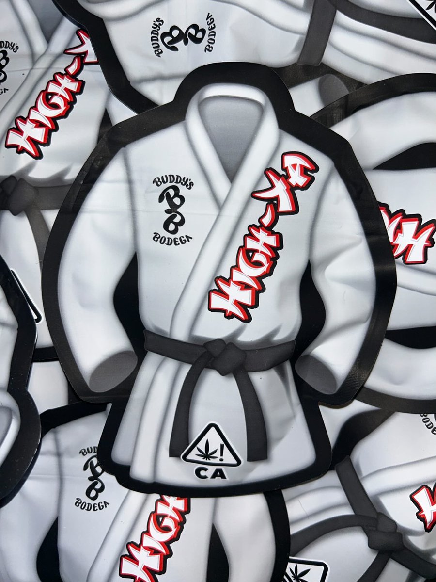 BuddysBodegaCA's tweet photo. High-Ya by Buddyβs Bodega #highya #buddysbodega #bjj #mma #martialarts https://t.co/aYedixROZQ