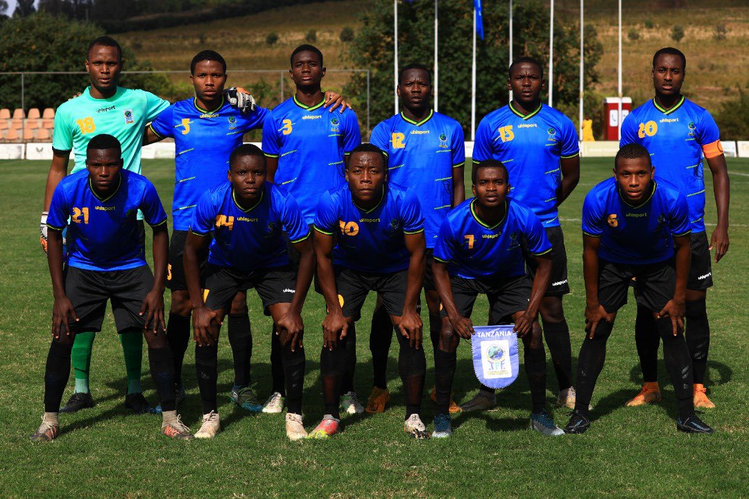 TaifaStars_'s tweet photo. Jumamosi imemalizika 
Serengeti Boys 1-0 Sudan U17
Taifa Stars 1-0 Uganda The Cranes 

Wikiendi njema Watanzania 

@serengetigirls @TaifaStars_ https://t.co/w5JDyxShxO
