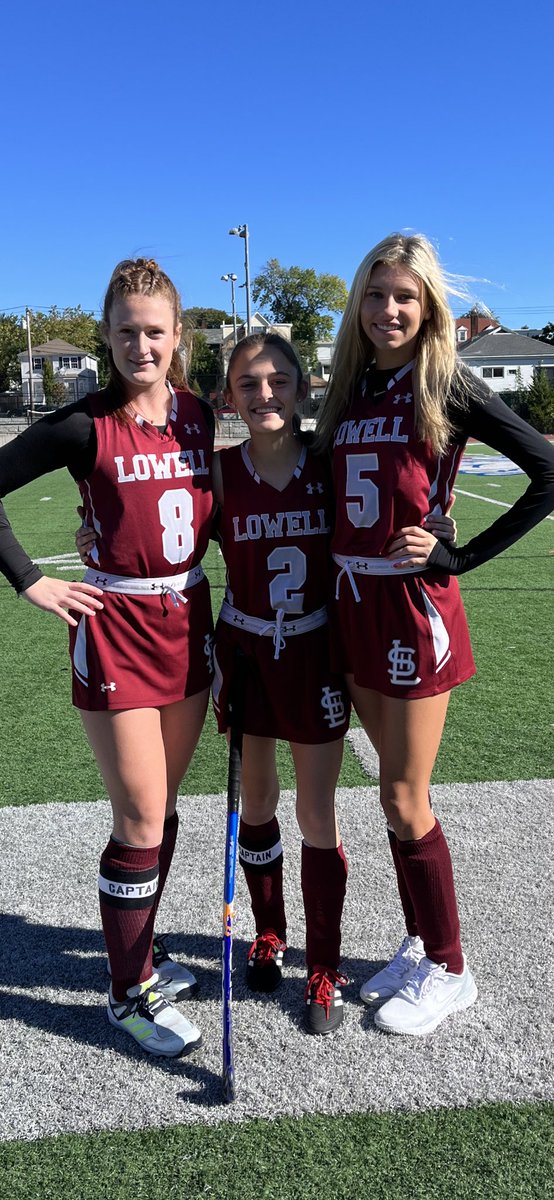 FieldLowell's tweet photo. Game Day at Revere! #lhsfh https://t.co/xcMH5jZW0E