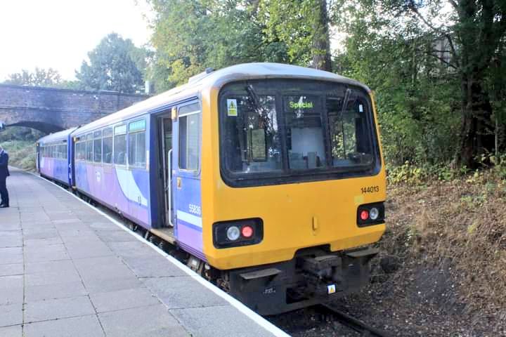RailbusMemories's tweet image. Class 144013's first ever service run at the @TSRHeritage today.

With thanks to Jacob Porrett for permission to share his pictures. 

#railbus #class144 #northernrail