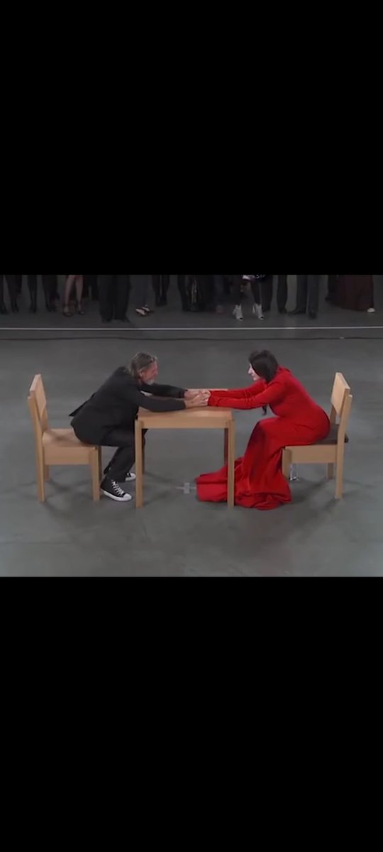 NoormanGJ's tweet photo. Prachtig kunstwerk dit.
#MarinaAbramovic #theartistispresent https://t.co/4lytBeGmHY