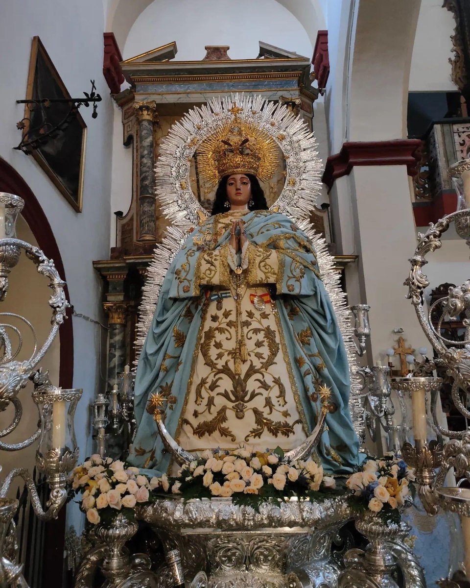 Nuestra Purísima Concepción Coronada preparada para su Salida Gloriosa de mañana. <a href="/ay_purisima/">¡¡¡AY PURISIMA!!!</a> 

📷<a href="/HdadPurisima/">Purísima Coronada</a>