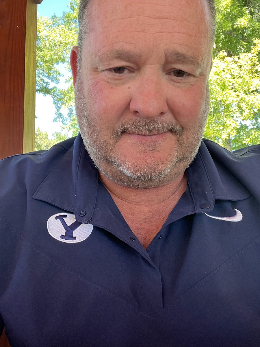 Lorin_J_Smith's tweet photo. @BYUfootball Team wears royal, I wear royal. Team wears navy, I wear navy #BYUFootball #byu #byusn #beatthecowboys #nopokes https://t.co/OANin42xVe