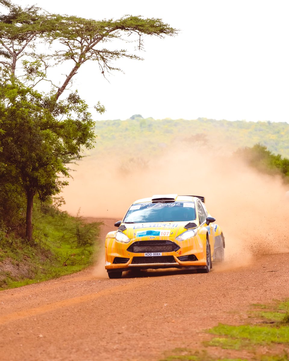 kwizeraimages's tweet photo. PICTURES / DAY2: 🇷🇼Rwanda🇷🇼Mountain Gorilla Rally on its 22nd edition in Bugesera District on Sept 24, 2022

📸: @kwizeraimages

#visitrwanda #RwandaMuntainGorilla #ARC 

1/6
NEXT⏭ https://t.co/aNPvVn9qOq