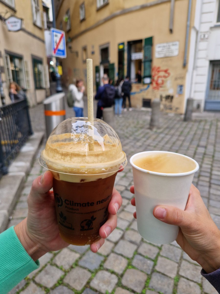 kas_ski's tweet photo. Jak #kawa w Wiedniu, to musi być #Fenstercafe 😃☕️
#loveit #omnomnom #wiedeń #vienna #coffee #pycha #viennanow #austria #trip #feelaustria #realaustria #weekend #wrzesień #wien #oesterreich #tourtheski https://t.co/TOztNErevH