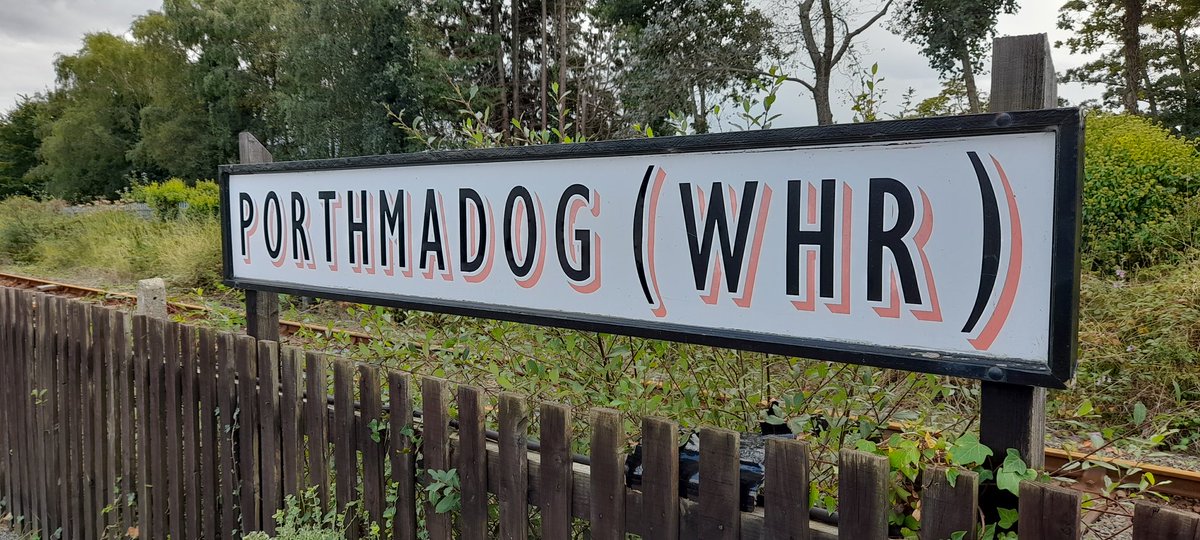AllanBlackSteam's tweet photo. A nice visit to the Welsh Highland Heritage Railway today in Porthmadog,  Wales, worth a visit and ride. https://t.co/lh5Nsi8Khw