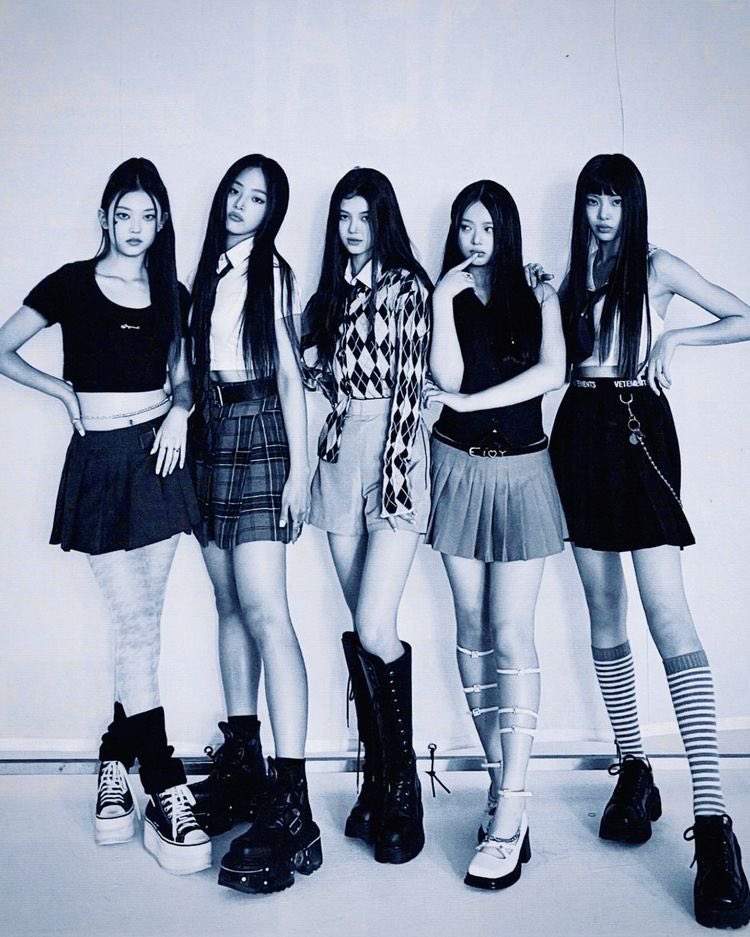 newjeans spotify on Twitter: "#NewJeans is the fastest rookie of this