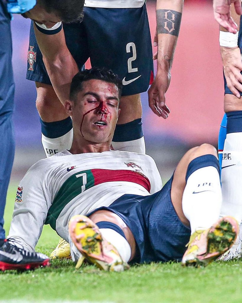 Joser_oficial01's tweet photo. No le debes nada al fútbol, el fútbol te lo debe todo a ti. Cristiano campeón en Qatar 2022 la madre que si! #Cristiano https://t.co/R1QbctLOMs