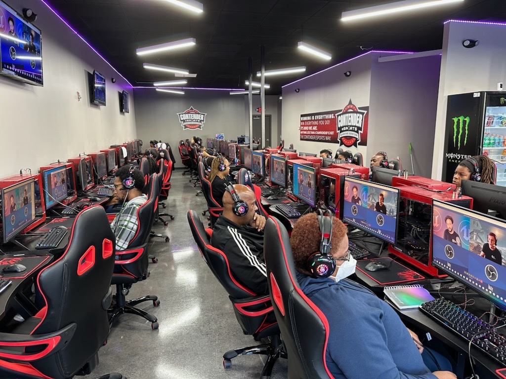 raynexpress's tweet photo. Back at it again, this time in Atlanta courtesy of @CGNEvents_! Such an engaging group of educators and esports leaders came together to create during our accelerator today.
#UnrealEdu #FCLEdu #Twinmotion https://t.co/qOxieYWK6r