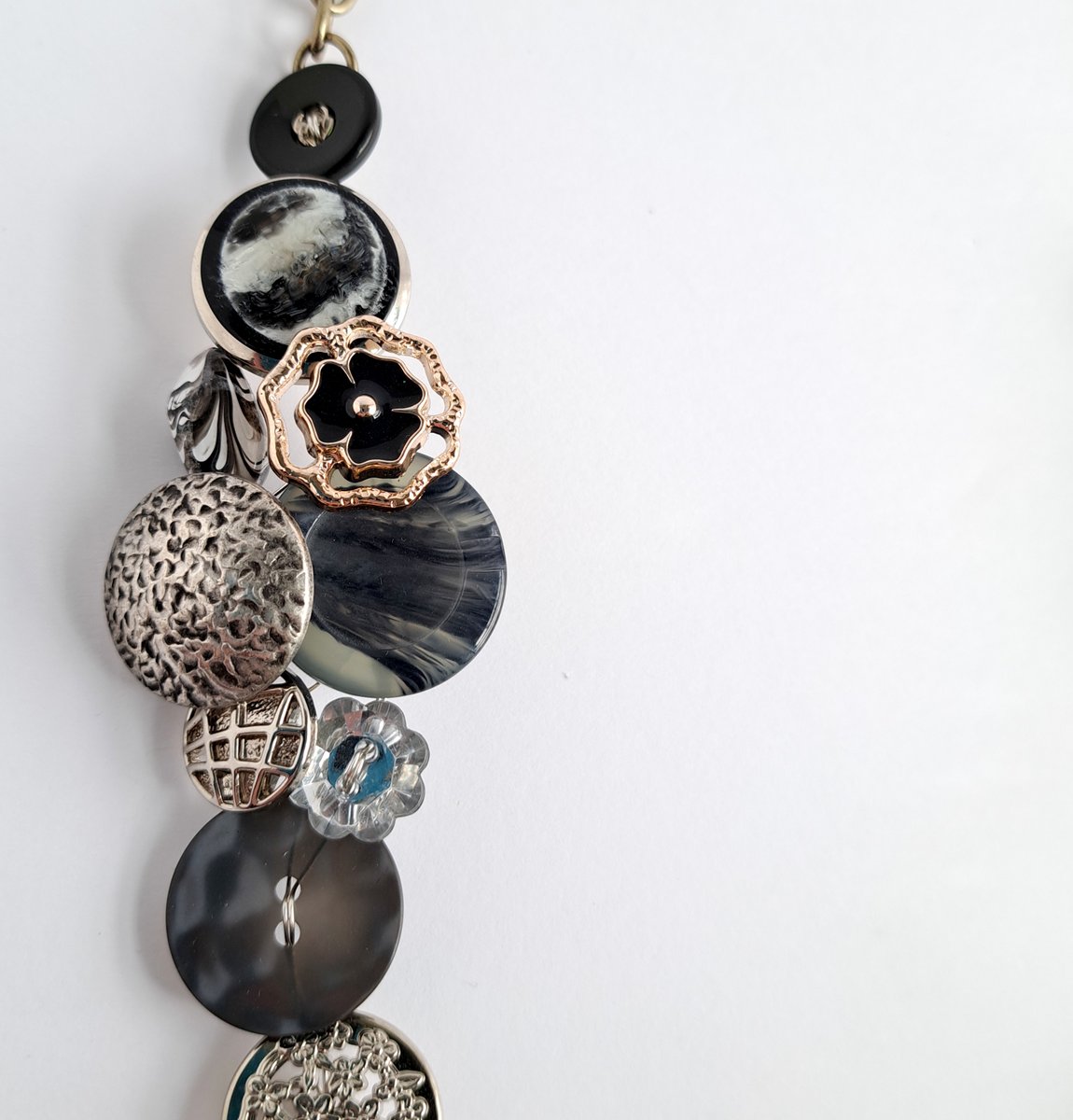 liminalrecord's tweet photo. Marble and silver button cluster https://t.co/MsV8DgT28t