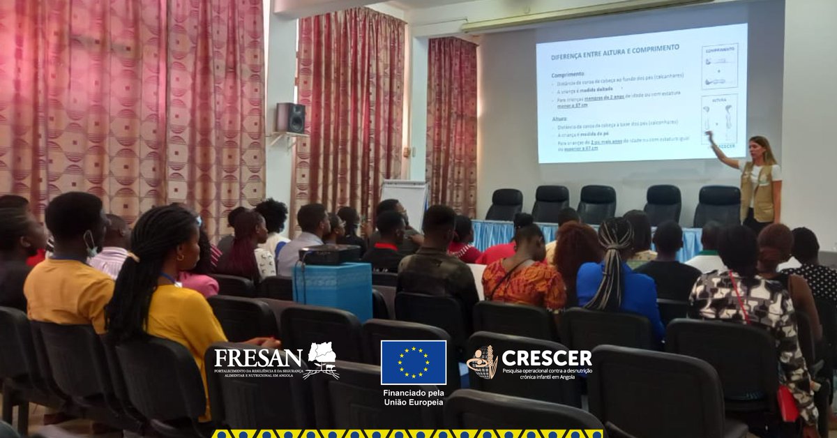 fresan_angola's tweet photo. O CRESCER fez mais um ciclo de capacitações no âmbito do ensaio comunitário sobre desnutrição crónica, na Fac. de Medicina da Universidade Mandume ya Ndemufayo, Huíla, de 19 e 24 de Setembro. Tiveram formação intensiva 46 estudantes e 28 ADECOS! Vê aqui: https://t.co/SpH0v1JUc3. https://t.co/I8zEVrACPf