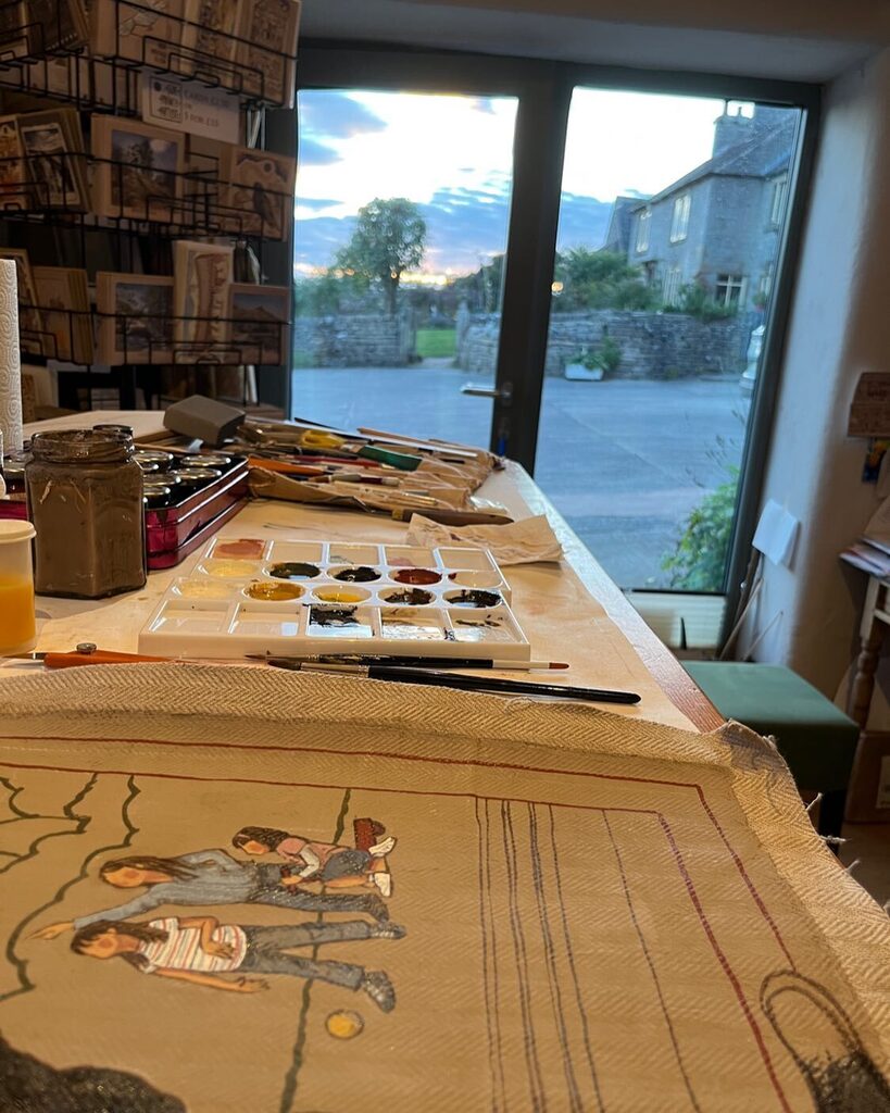 SuePrinceArtist's tweet photo. It’s underway! #commission
.
.
.
#inmystudio #greetingcards #folkart #folkartist #artbooks #books #isolationchronicles #studio #peakdistrictnationalpark #eggtempera #eggtemperapainting #madeinstaffs #madeinderbyshire https://t.co/dVNvmKhgsp