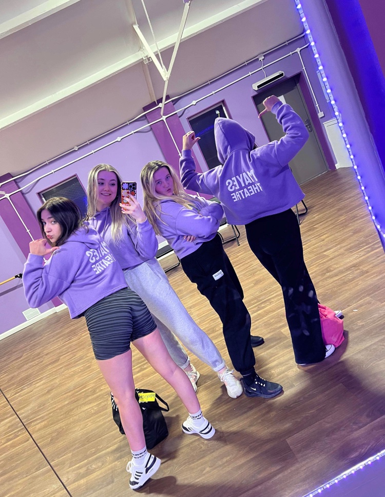 MayesTheatre's tweet photo. A studio fit for the Mayes! We are so grateful to be back doing what we do best 💜 https://t.co/frwPUZs8In