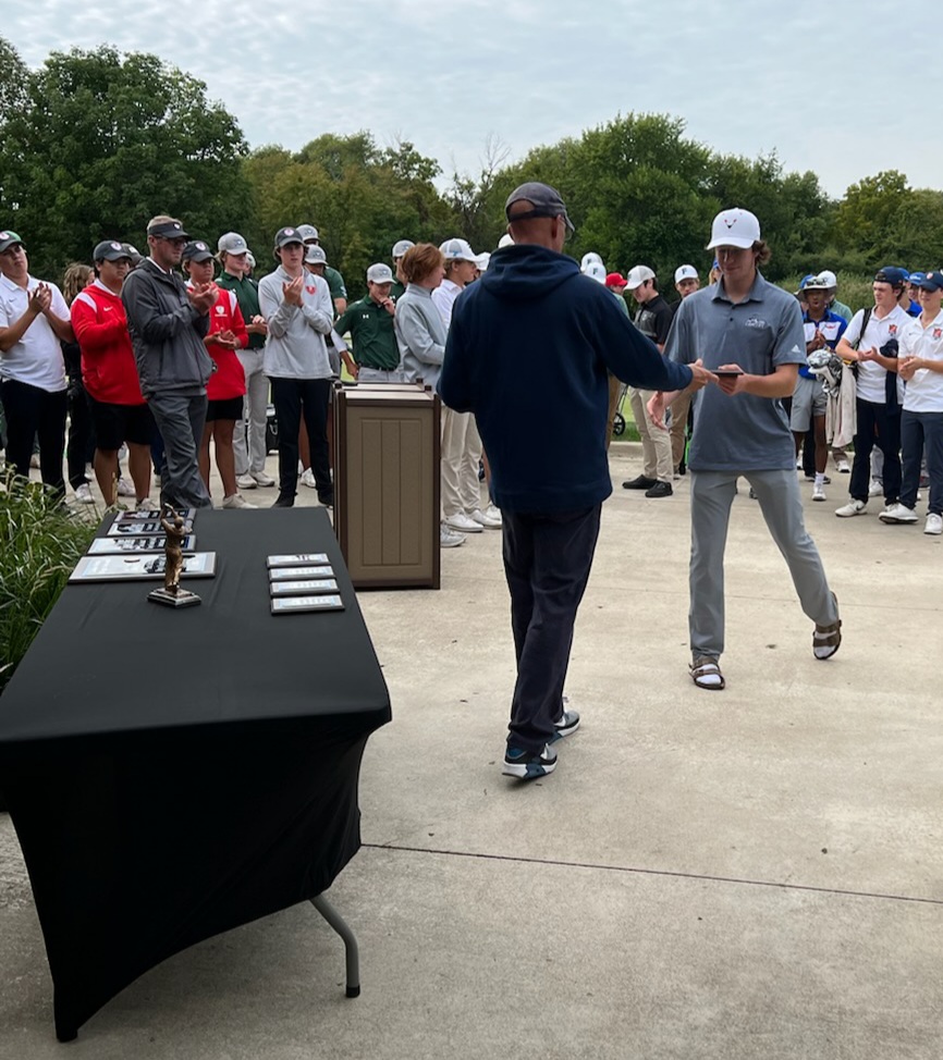 LPLancersBGolf's tweet photo. Congratulations to Josh Lahner for his 6th place at the Lake Park Dan Batka Invite. https://t.co/mg1OKdX9lR
