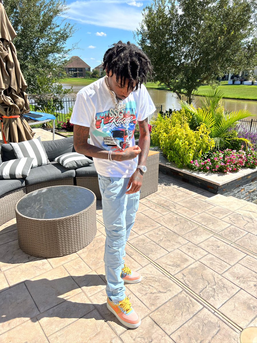 DCHerbo4's tweet photo. Thankin the Universe 🌎 for allowin me to be a Playa 🚦🤍 #SSGLOB4L https://t.co/1oe4O030bF