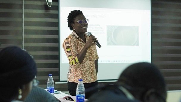 gldf_nigeria's tweet photo. POLICY BRIEFING: Engaging with Lagos State 2023 Candidates from political parties and researchers discussing “Lagos Way Forward”.
Focus transportation,waste management,water,flooding,housing etc.
GLDF partnered @RethinkingCI and @hbsNigeria
#gldfpvcdrive #getyourpvctoday https://t.co/kpsLASEg7M