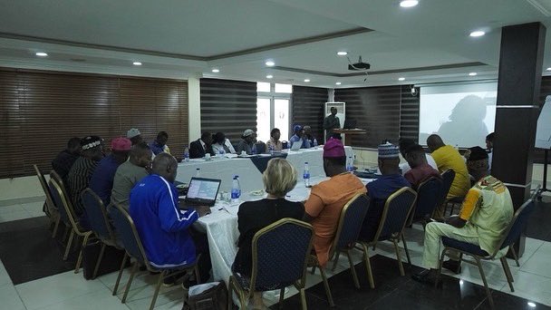 gldf_nigeria's tweet photo. POLICY BRIEFING: Engaging with Lagos State 2023 Candidates from political parties and researchers discussing “Lagos Way Forward”.
Focus transportation,waste management,water,flooding,housing etc.
GLDF partnered @RethinkingCI and @hbsNigeria
#gldfpvcdrive #getyourpvctoday https://t.co/kpsLASEg7M