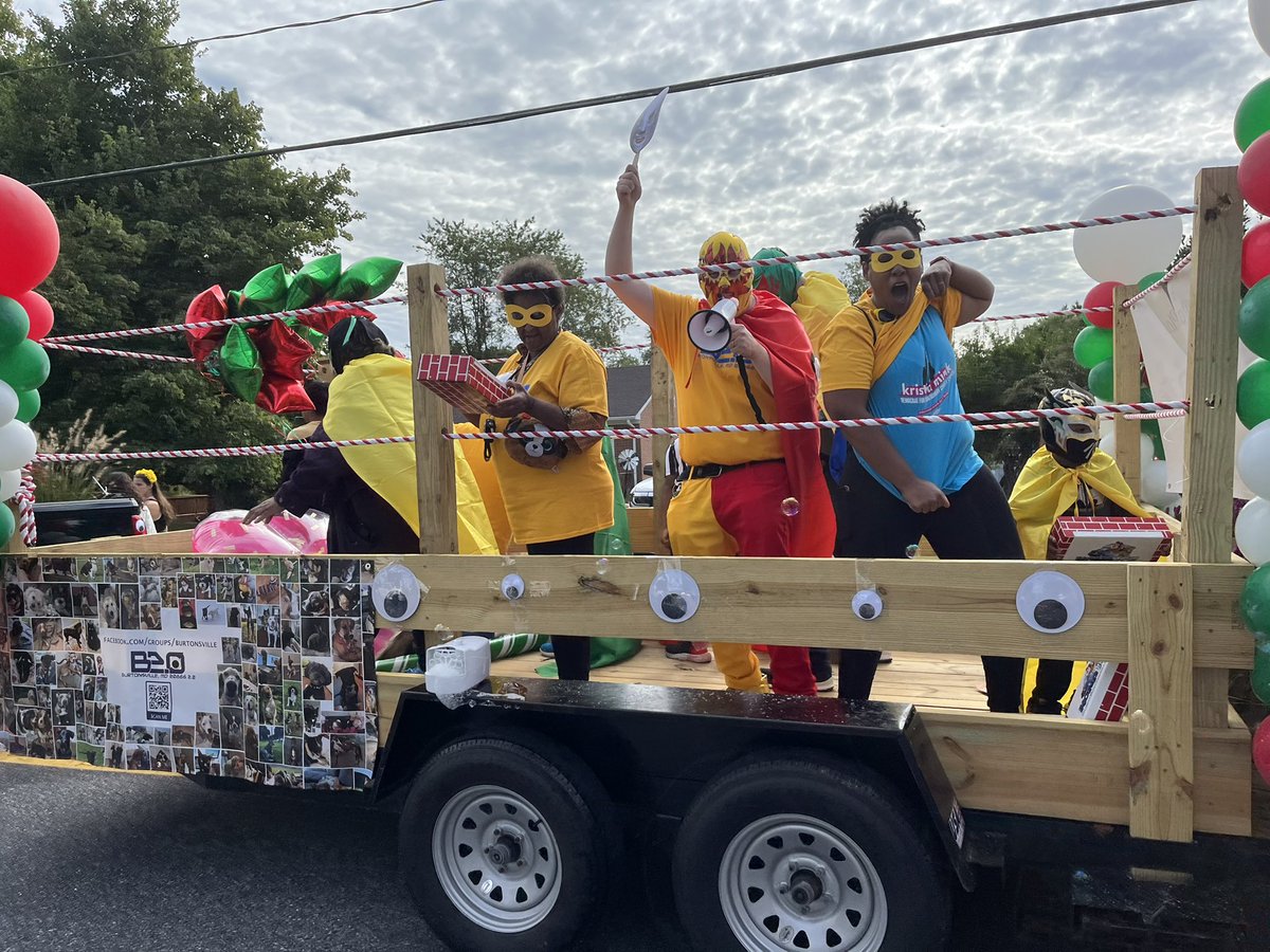 KristinMink_'s tweet photo. Team Mink had a blast at the Burtonsville Day Parade and Festival! https://t.co/JMYi13lMTU