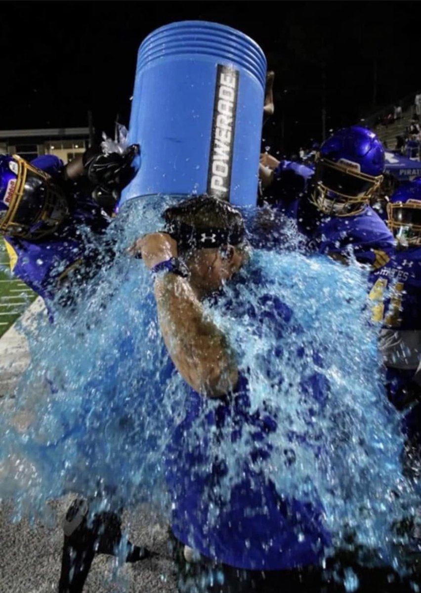 LaRonMoore's tweet image. It’s a New Era in Brunswick Ga at @BrunswickFB …. AND the New Man of The City @CoachGGrady 🏴‍☠️🏴‍☠️🏴‍☠️🏴‍☠️🏴‍☠️