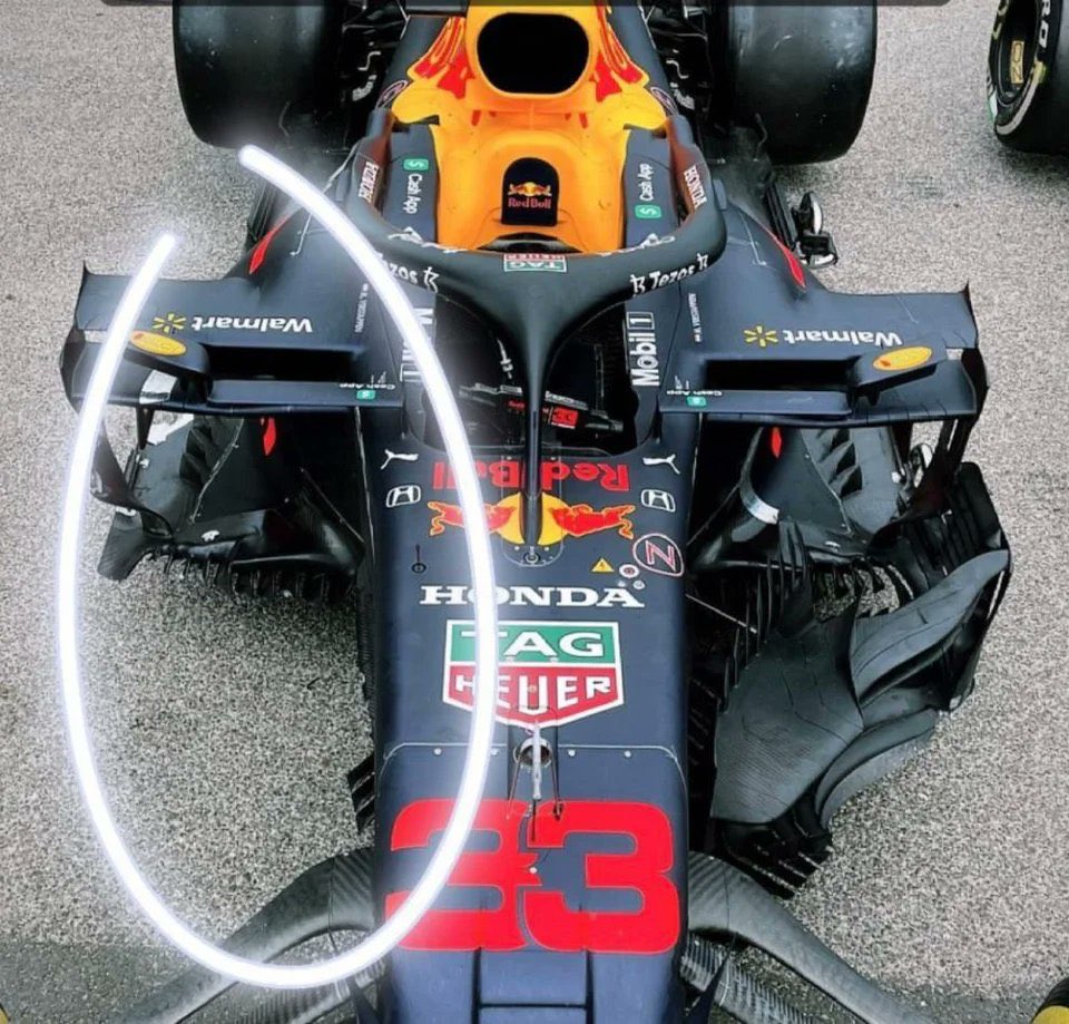 clark_sonnnnnnn's tweet photo. This car finished in points. This 16B would've been more unbalanced than the 10th slowest car on the grid https://t.co/CwLd6wYzHr