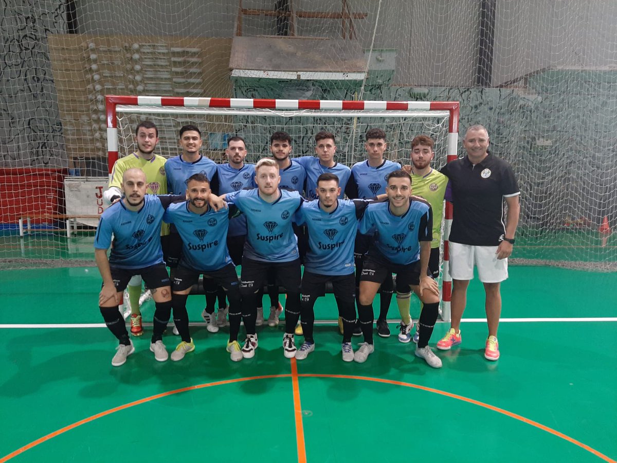 FSTorremolinos's tweet photo. El Suspire FS Torremolinos gana en su debut en casa al Deportivo Loja por 12-2 que le coloca por ahora en el liderato de la Tercera División.

⚽⚽⚽ Joseillo 
⚽⚽⚽ Espinosa Jr.
⚽⚽ Walid 
⚽ Barti
⚽ J. Camarero
⚽ Sergio
⚽ Isma https://t.co/wetYIvyJaH