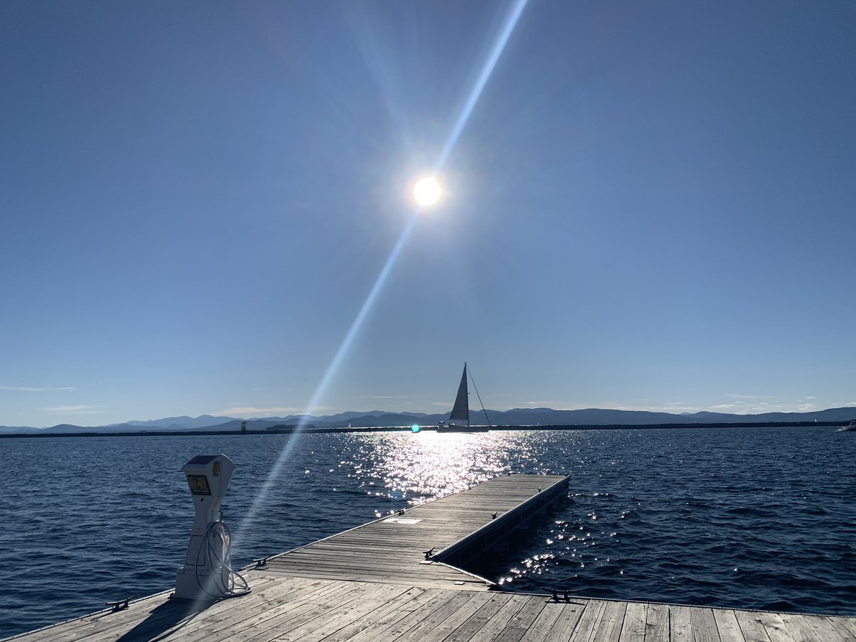 TimacChris's tweet photo. Recharging back home after a very busy, but great 3 weeks. Have a great weekend! https://t.co/E34q70sytU