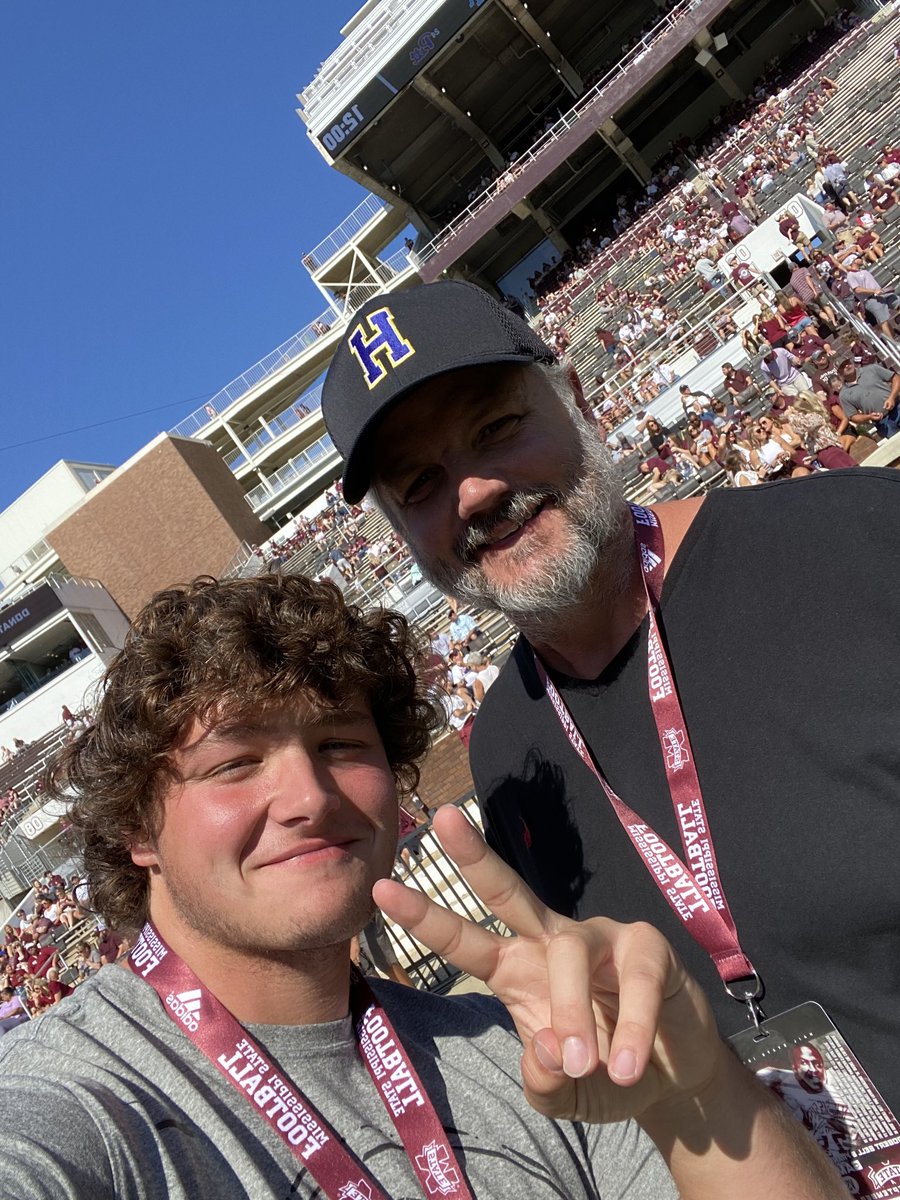 Had a great time in Starkvegas today with my family for the game! Thank you @CoachMeleMSU <a href="/HailStateFB/">Mississippi State Football</a> for inviting me down. I loved the atmosphere, talking to the coaches, and the facility! Can’t wait to come back down soon! <a href="/HKA_Tanalski/">Adam</a> <a href="/KohlsSnapping/">Kohl's Snapping Camps</a> <a href="/Coachchojnacki/">Brent Chojnacki</a>