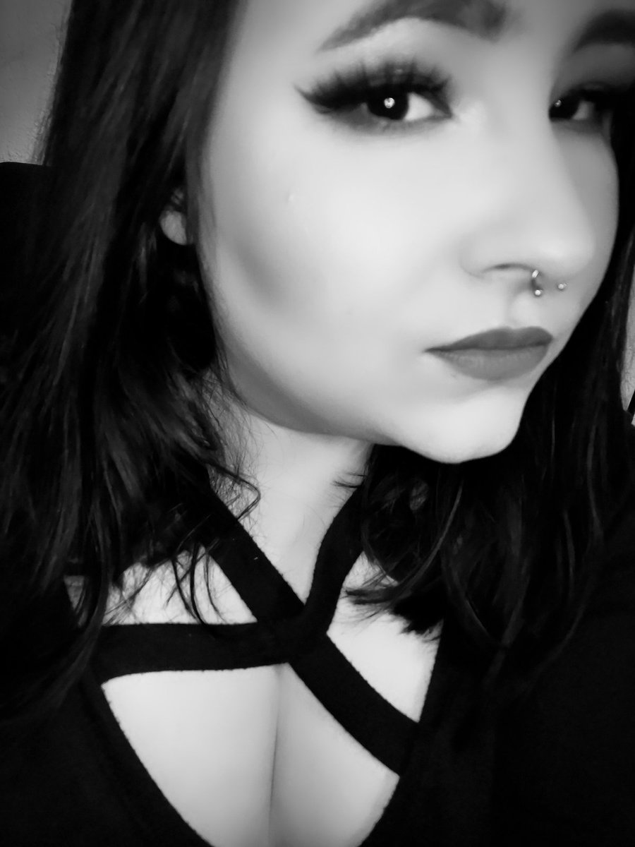 Skyla_Million's tweet photo. Doppel RT mit der bezaubernden @LadyMinu_ 

2/2/2 für 20 minuten

2 Kommentare p.P
Mit meiner Strohut bitch

Let's Rinse the Bitch

#rinsing #findom #femdom #humanwallet #geldherrin #goddess #findombrat https://t.co/1W1vIhBWut