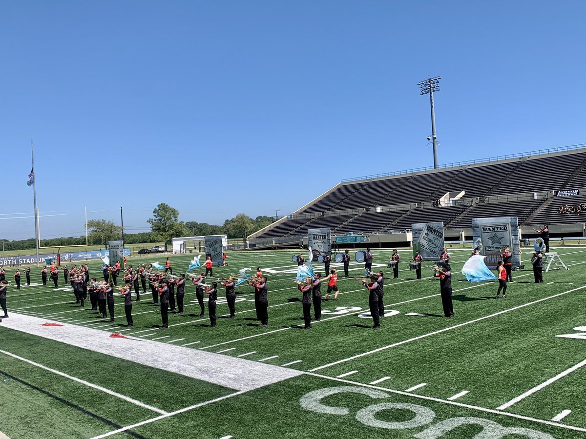PrincipalAuntie's tweet photo. @SplendoraHigh Band did a great job performing at Stallworth Stadium in Baytown, Tx. Next, I made my way over to New Caney to show our AFJROTC cadets some love at competition. Thank you students &amp; directors/sponsors for being great despite the heat. #ProudPrincipal #ALLGROWTH https://t.co/MnJLEOMUOE