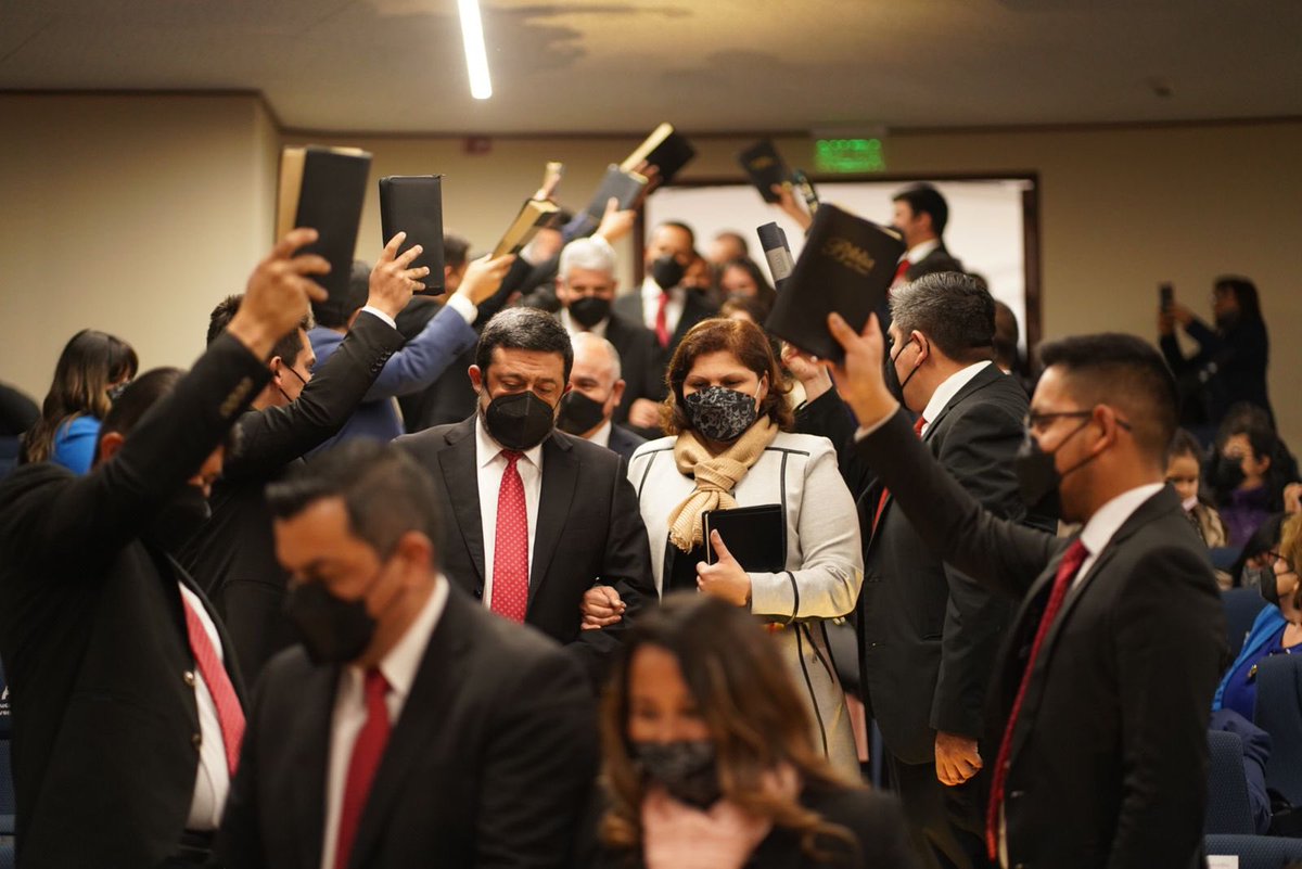 Iglesia Adventista en Santiago | AMCh tweet media