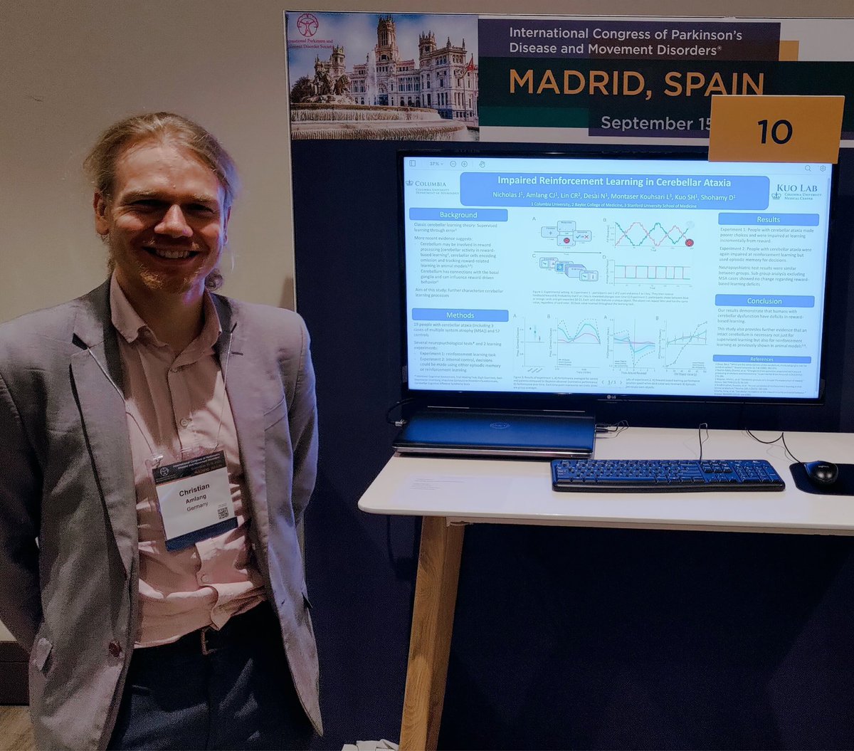 #Cerebellum and #reinforcement learning - what’s your take? Proud to see Dr. Christian Amlang presented our work in #MDS2022! #NeuroTwitter #MovementDisorders