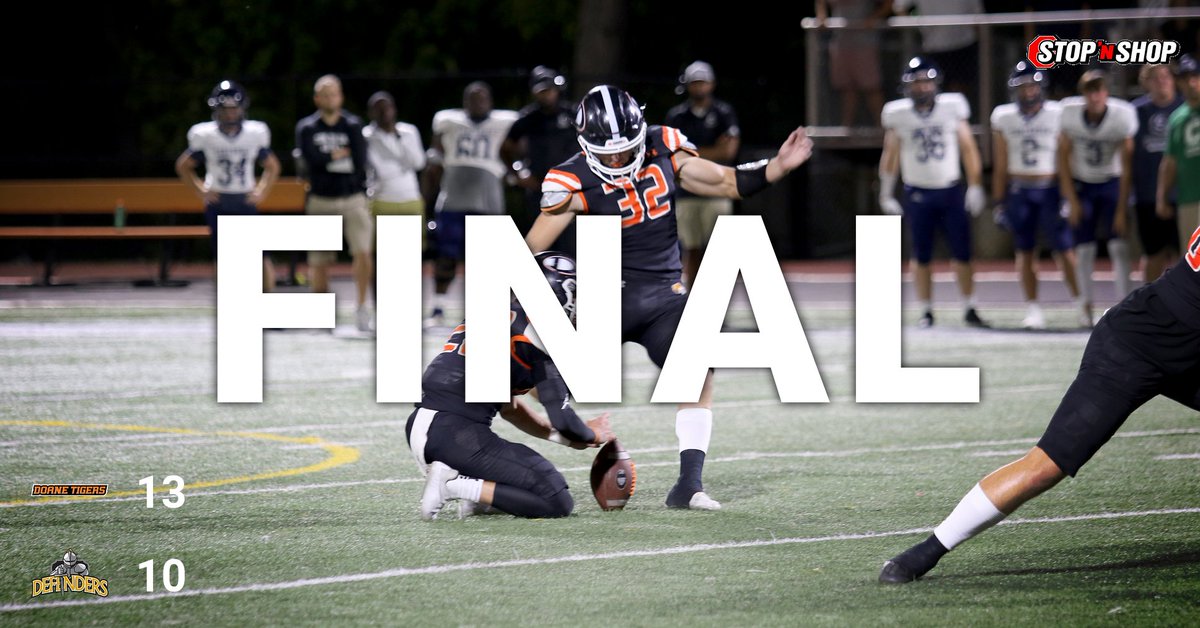 DoaneAthletics's tweet photo. #DoaneFB scores the winning field goal off a 28 yd kick from Kelen Meyer in OT. Tigers win 13-10 over Defenders. https://t.co/LjThBDLIS2