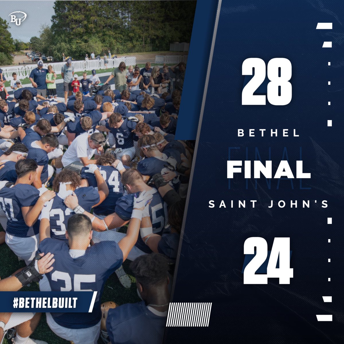 BethelRoyalsFB's tweet photo. Royals defeat the #2 ranked Saint John’s. Final score: 28:24!!!
#bethelbuilt https://t.co/D0bVEDZTSS