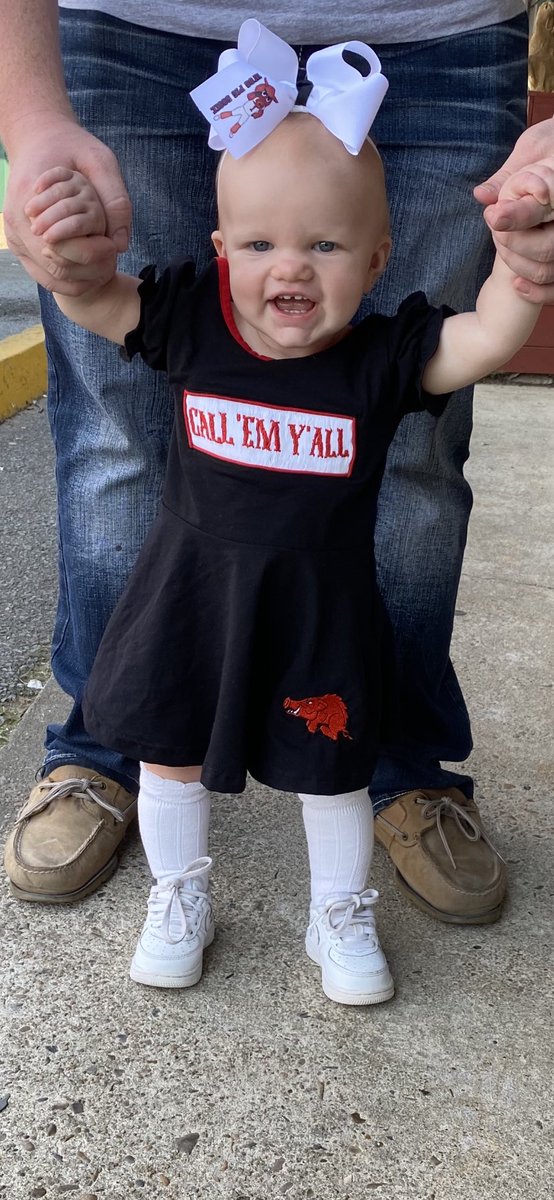 jacobdaviscfb's tweet photo. My Sophie girl says she is ready to #CallThoseHogs https://t.co/zJr8RU88dz