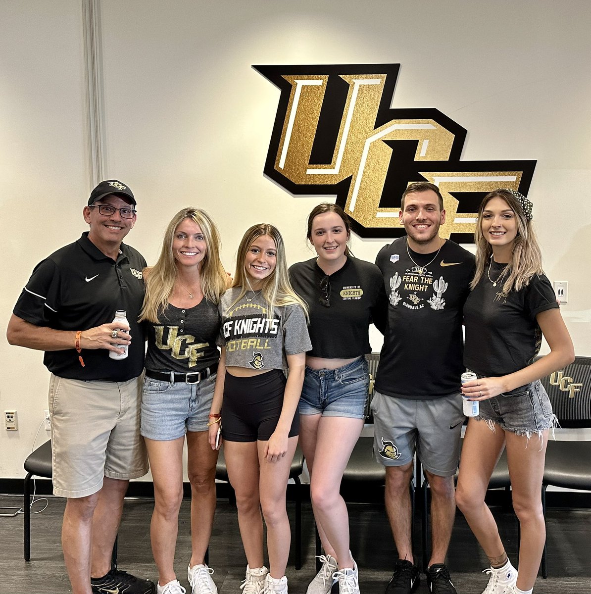 KeithBenkel's tweet photo. Go Knights!!! #TagUCF https://t.co/Clzy6kPsaa