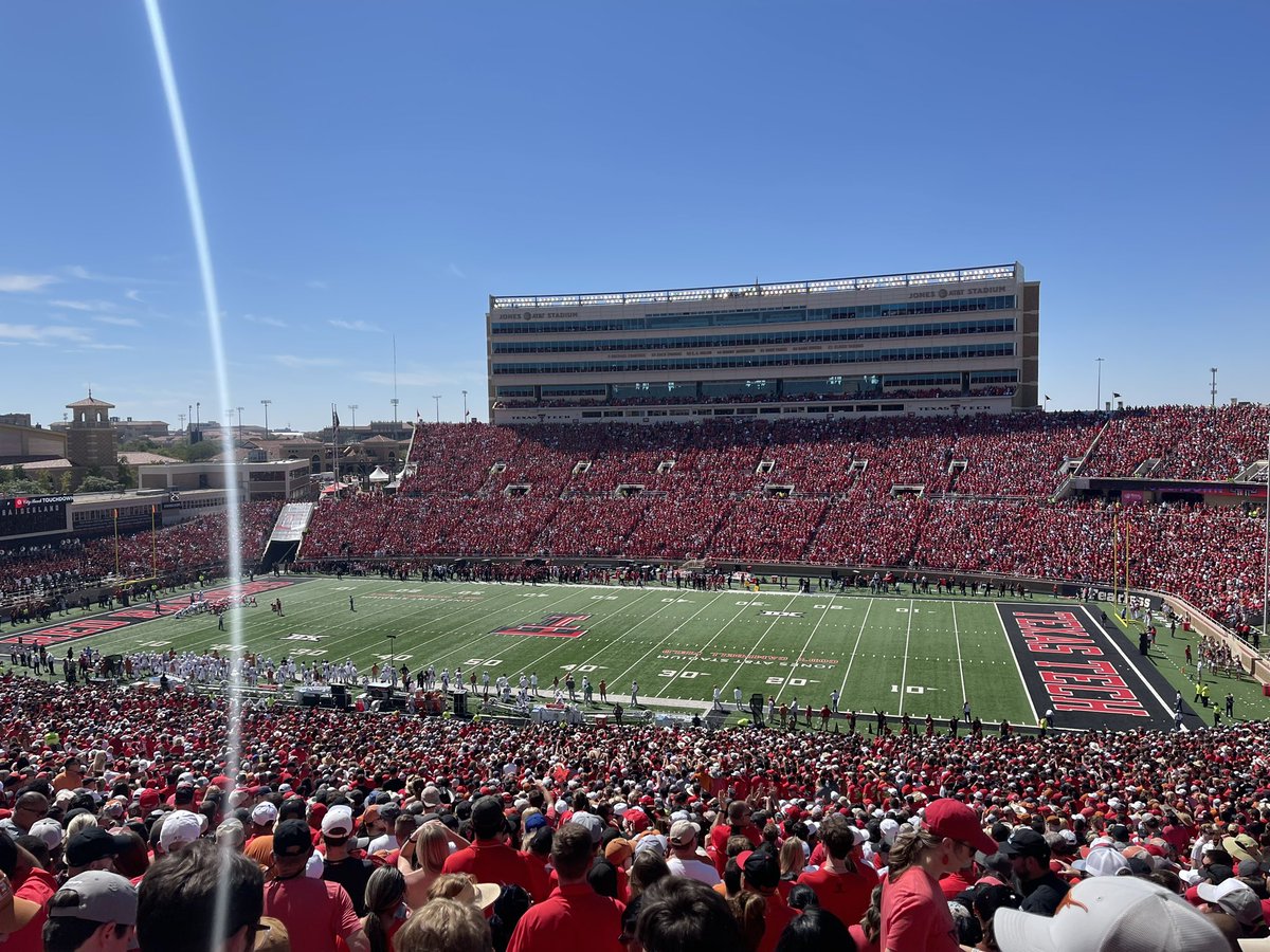 There nothing more that I love tan college football!!! #CollegeFootball #Texas #TexasTech