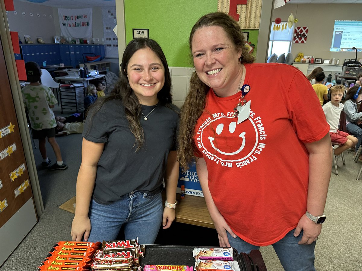 It was chocolate pay day on Friday! So grateful for our <a href="/cox_comets/">Cox_Comets</a> teachers and staff! #1LISD