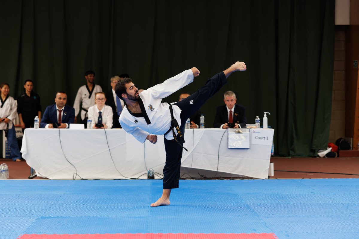 AlisDojang's tweet photo. Alis Dojang attended the 5th Bluewave Open Poomsae Championships and got:

Reza Saberi - Gold

Sumayyeh Jokhoo - Gold

Li Yan Chow - Gold in teams alongside 

Sheena Au-Yeung

Coleen Reilly

#taekwondo #poomsae https://t.co/MTYsYT9fj7