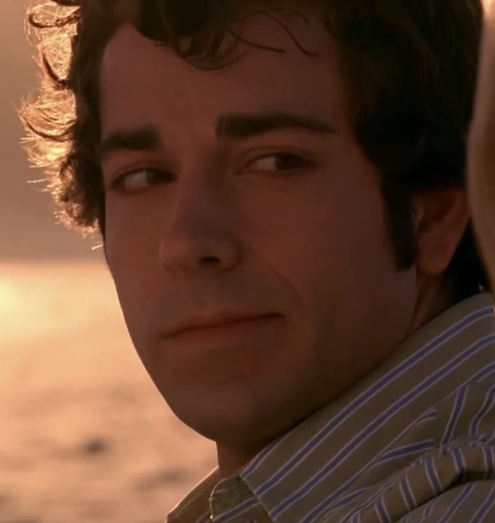 charahthinker's tweet photo. "trust me chuck" https://t.co/F38R5o6Cga