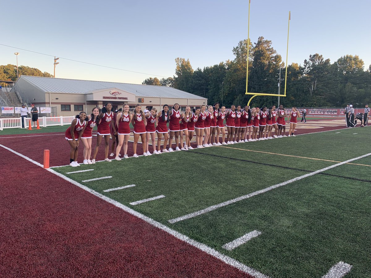 cheer_bronco's tweet photo. Homecoming! Good week to be a Bronco! https://t.co/4uamsD8MWH