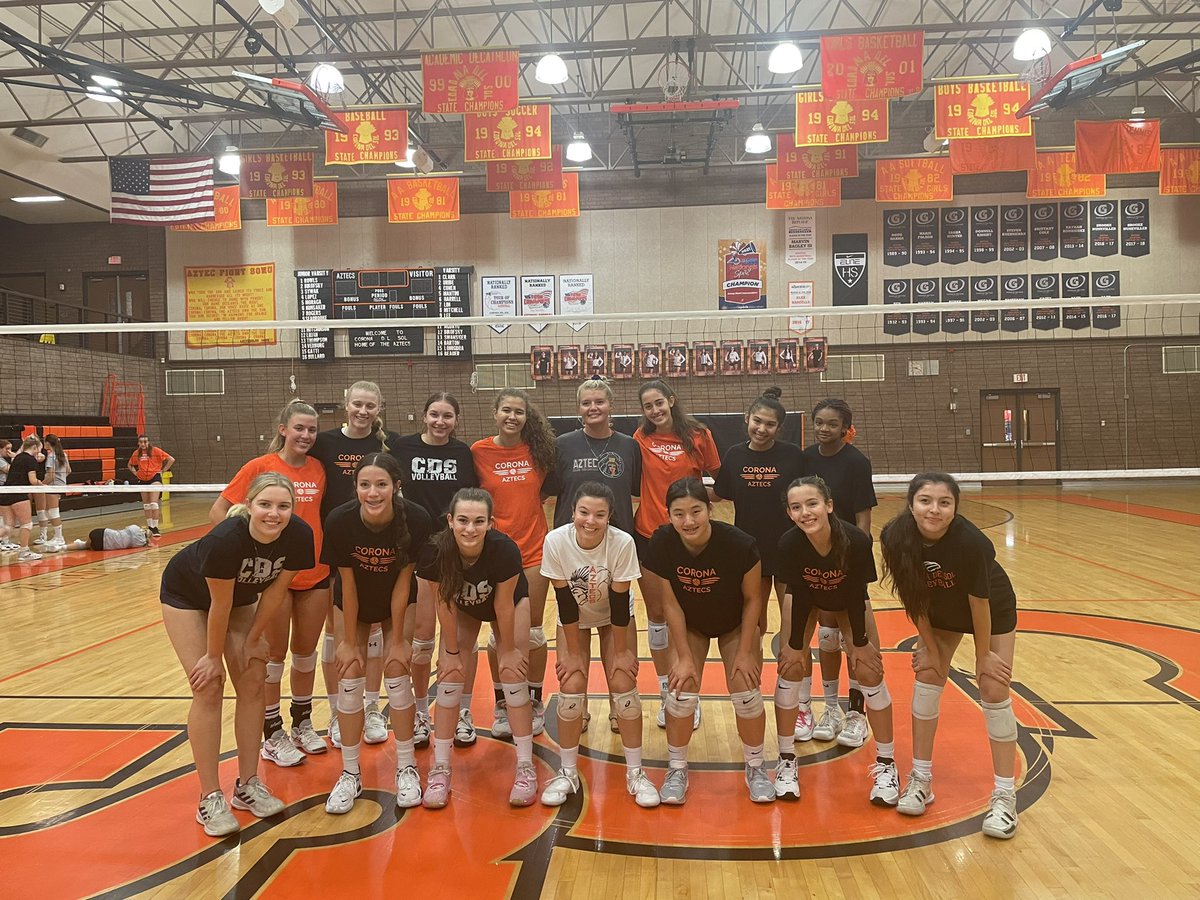 Great Saturday practice before the car wash for varsity. Made it even more special by having Alumni Mady Noble back in the building helping show the girls how it’s done! We are excited to see Mady with <a href="/ArizonaBVB/">Arizona Beach Volleyball</a> this spring representing as one of the Top Pairs!! #AztecAlumni