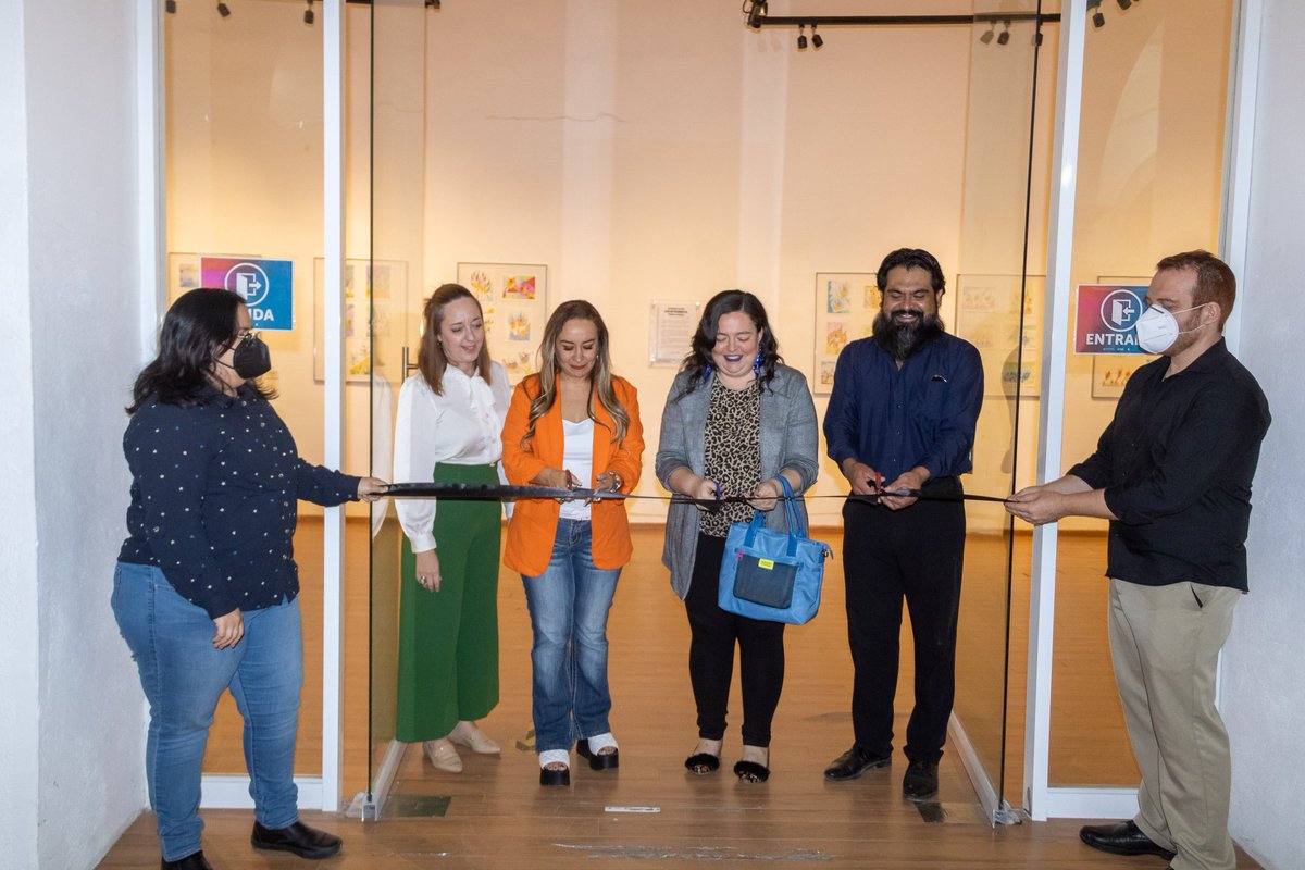 iceddgo's tweet photo. 23 sep 22 - Exposición de #Pintura "Representación Escafondrica" en el Museo de Historia y Arte Contemporáneo “Palacio de los Gurza”.

Fotografías: Centro Cultural Multimedia.

#Durango #México #Cultura https://t.co/Ml9x8qy5SU