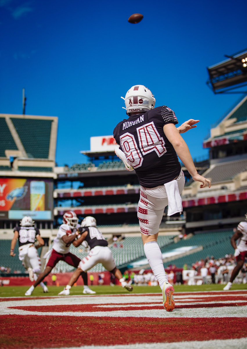 Go punt from the 1...no worries Mate. Great job FLIPPING THE FIELD @mackenzmorgan94 and the @Temple_FB Punt Team. CONGRATS to all the lads in CHERRY (well, Black) & White on a BIG🦉WIN! #TempleTUFF