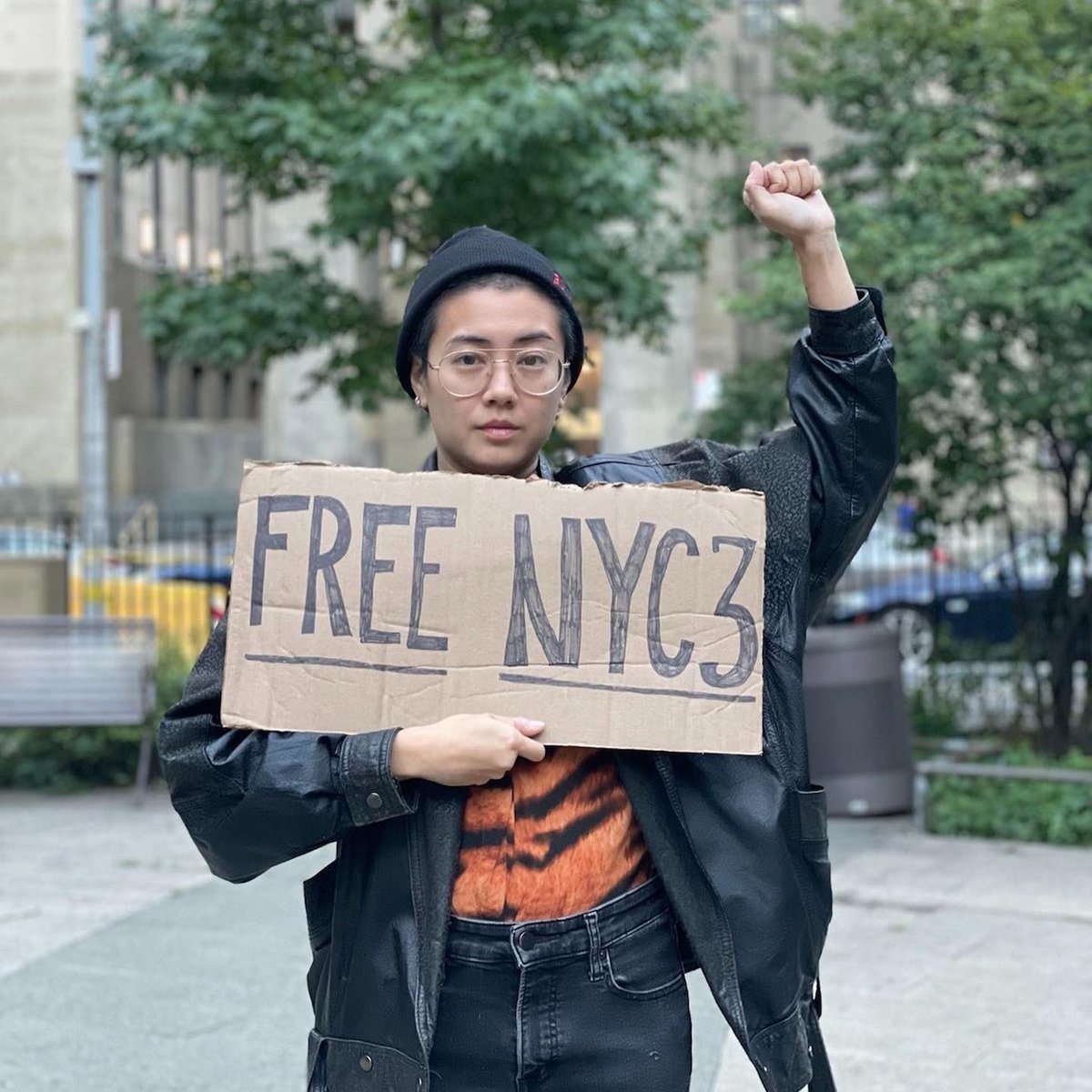 anakbayanqueens's tweet photo. 🇵🇭 FREE NYC 3 UPDATE #4

The #NYC3 has been released! Thank you so much for your outpouring support!

Follow BAYAN USA for more info on our next steps! We will continue the fight both in the streets &amp; in the court!

#FreeNYC3 #ArrestMarcos #DefeatFascism #ActivismIsNotACrime https://t.co/Kzyn3Nro85