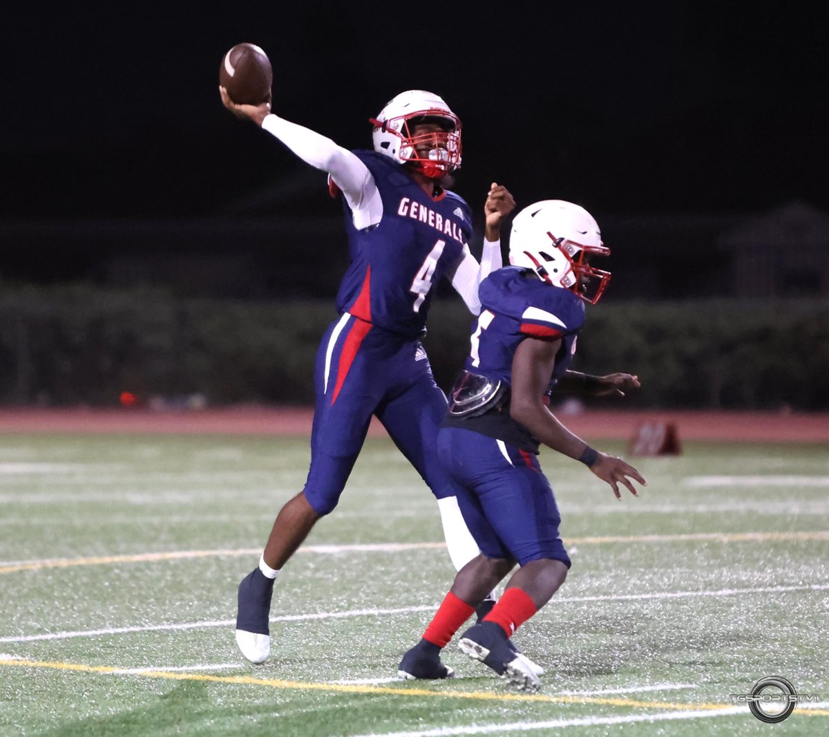 tgsportsusa's tweet photo. Washington Prep Generals #4 Anthony Whitsey (QB) throwing a touchdown pass to help beat the Locke Saints 46-0. Photo by Darwin Walker. Click on the link below for more photos. #anthonywhitsey #washingtonprep #washingtongenerals #tgsportsusa

https://t.co/hShWKooSIp https://t.co/0BjuTI3zE7